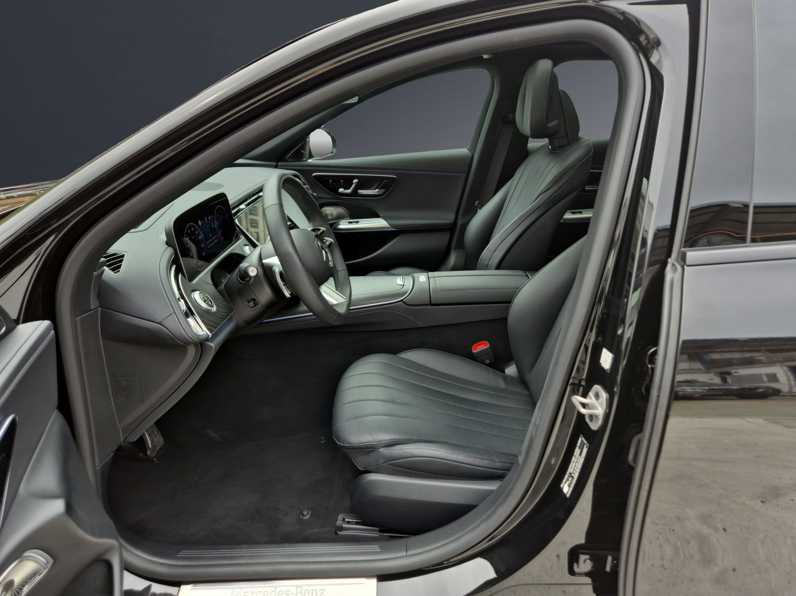 MERCEDES-BENZ E 200 9G-Tronic 4Matic, Hybride Léger Essence/Électricité, Occasion / Utilisé, Automatique - 5