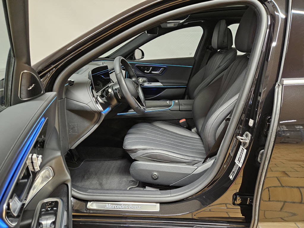 MERCEDES-BENZ E 200 4Matic Exclusive Limousine, Mild-Hybrid Petrol/Electric, Second hand / Used, Automatic - 7