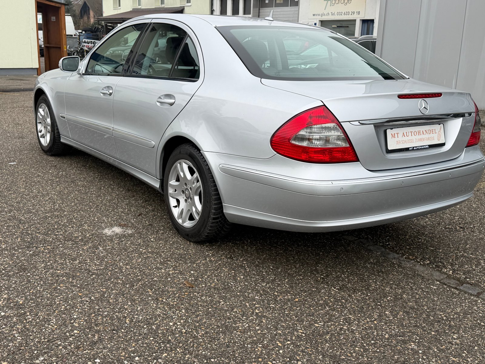 MERCEDES-BENZ E 200 Kompressor Elégance, Essence, Occasion / Utilisé, Automatique - 5