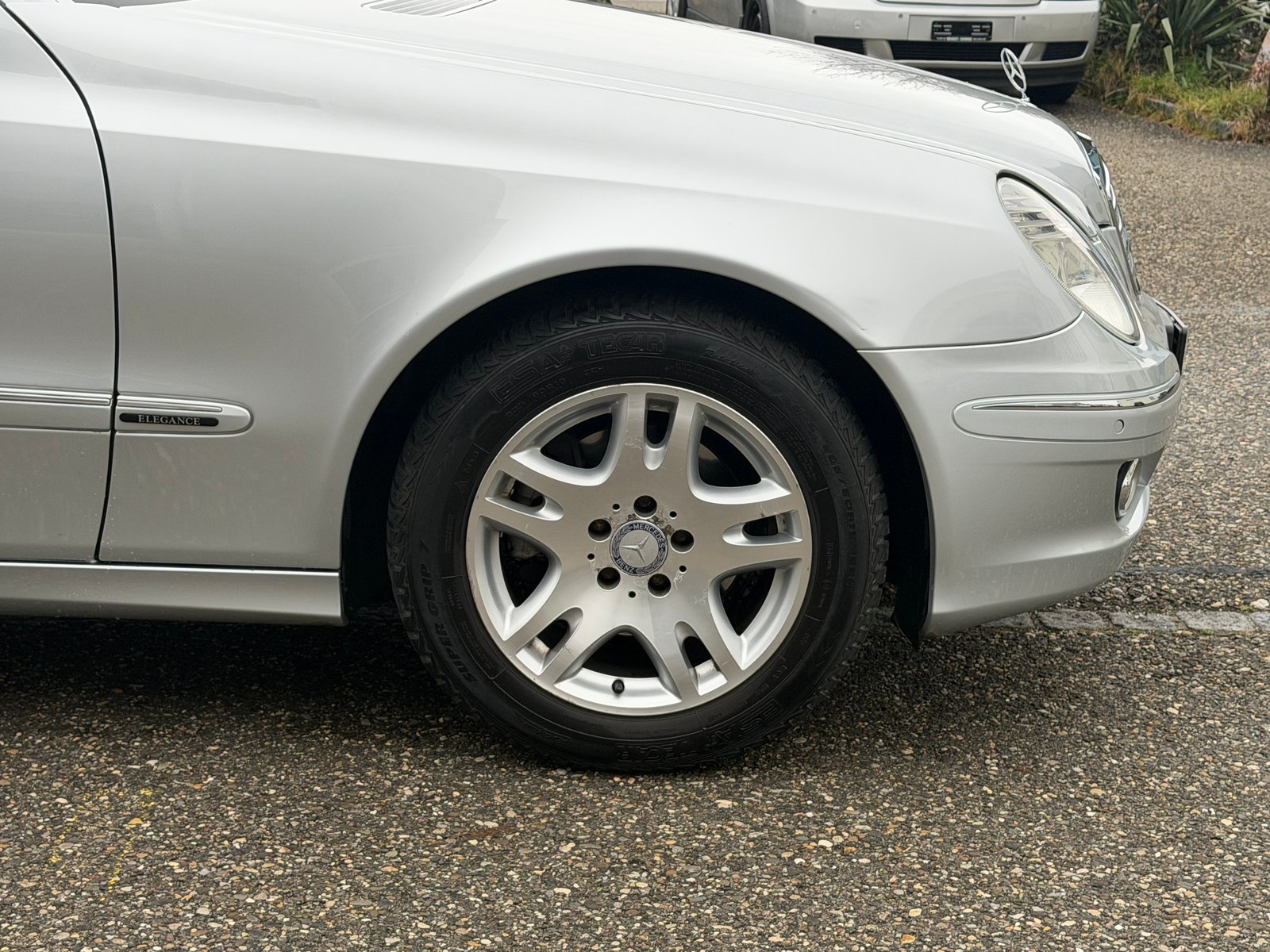 MERCEDES-BENZ E 200 Kompressor Elégance, Essence, Occasion / Utilisé, Automatique - 7