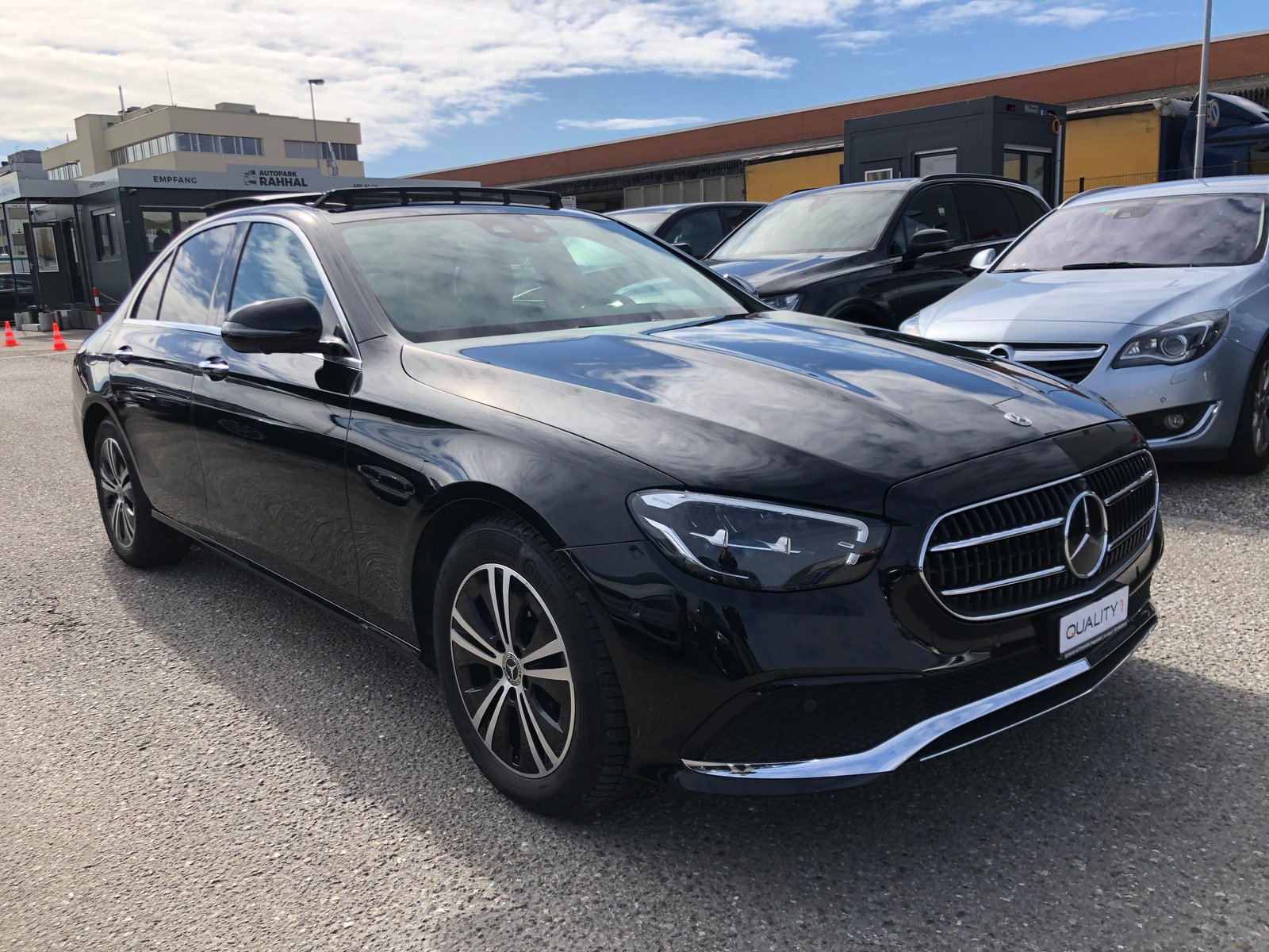 MERCEDES-BENZ E 200 4Matic Avantgarde 9G-Tronic, Mild-Hybrid Benzin/Elektro, Occasion / Gebraucht, Automatik - 3