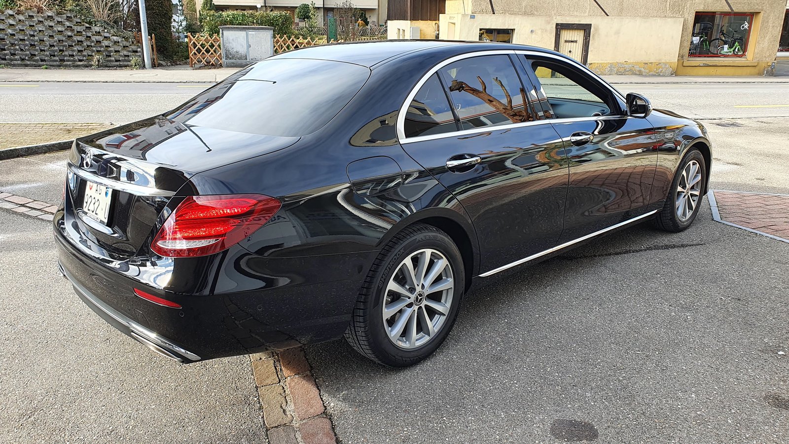MERCEDES-BENZ E 200 Exclusive 4Matic / Helvetia, Benzina, Occasioni / Usate, Automatico - 3