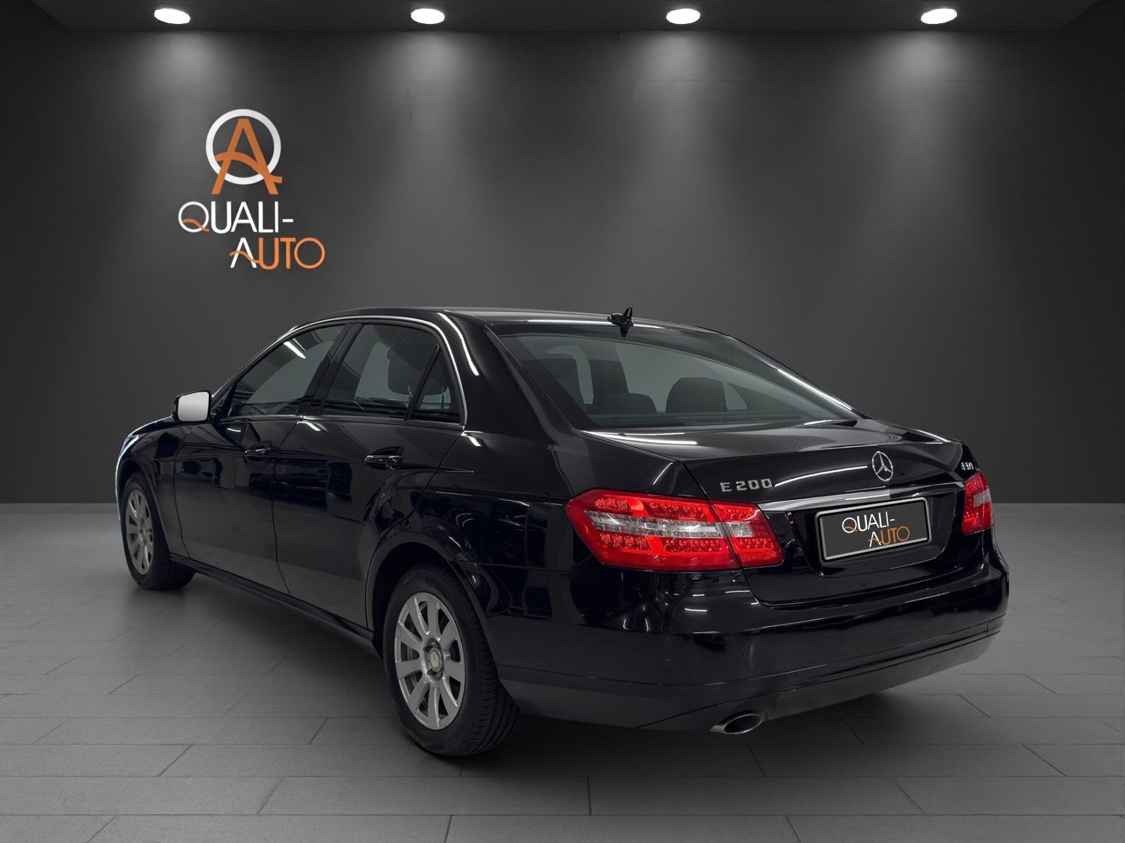 MERCEDES-BENZ E 200 CGI BlueEfficiency Avantgarde Automatic, Benzin, Occasion / Gebraucht, Automatik - 4