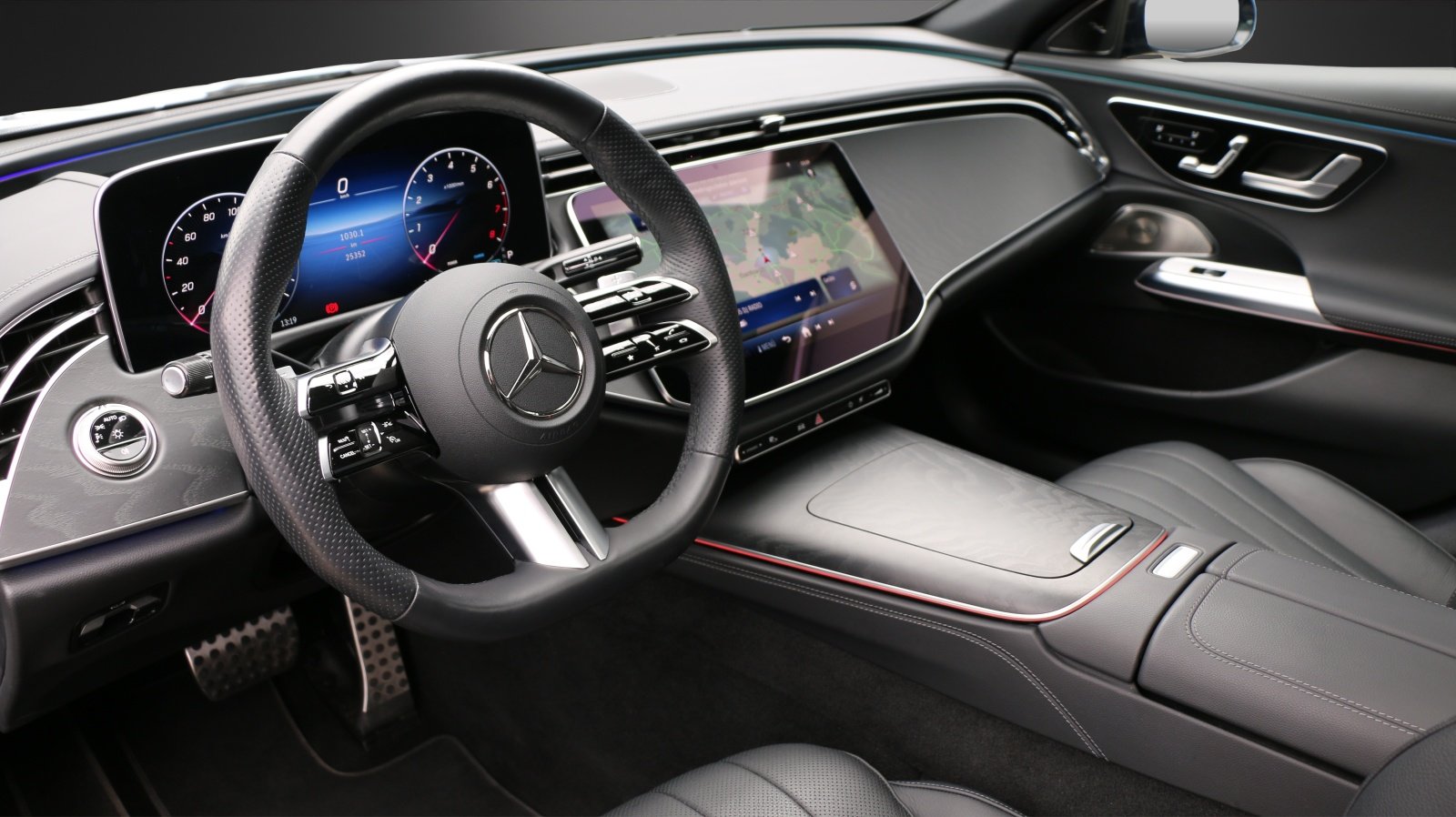 MERCEDES-BENZ E 200 4Matic 9G-Tronic, Mild-Hybrid Benzin/Elektro, Occasion / Gebraucht, Automatik - 5