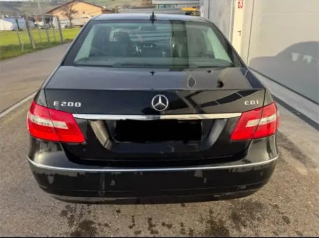 MERCEDES-BENZ E-Klasse W212 E 200 CDI BlueEF, Diesel, Occasion / Gebraucht, Automatik - 2
