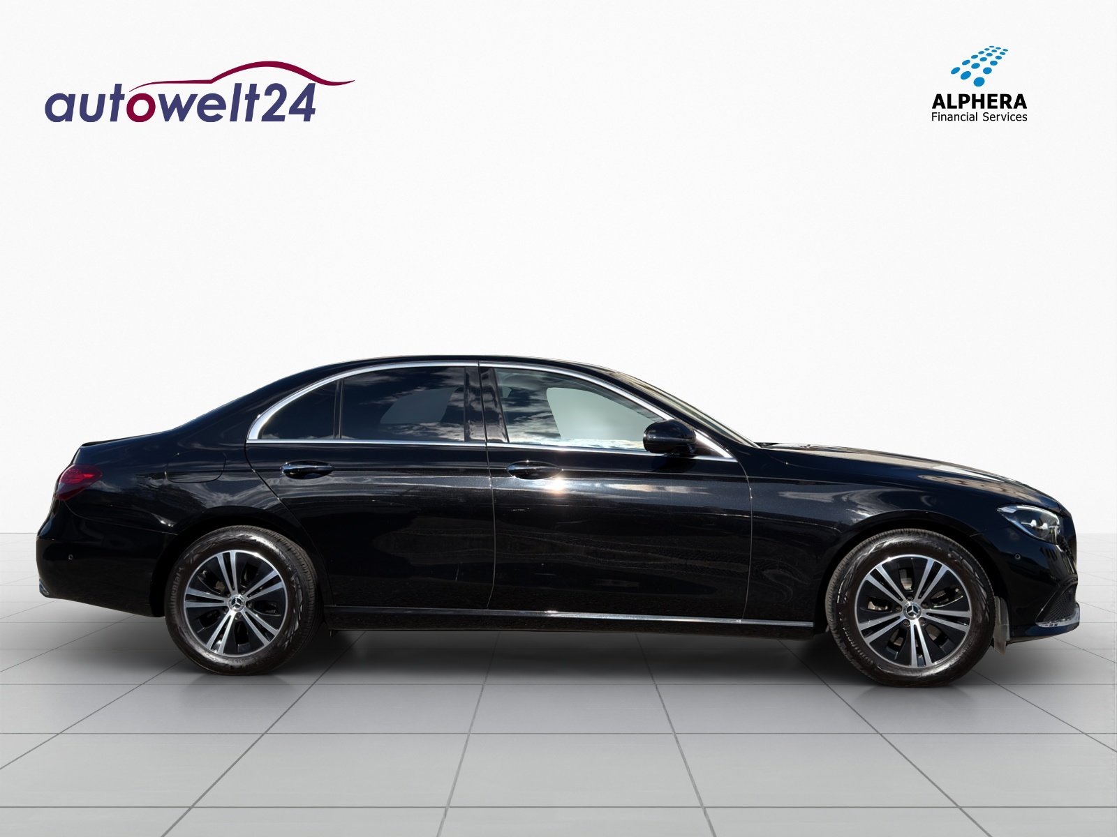 MERCEDES-BENZ E 200 4Matic Avantgarde 9G-Tronic AMG LINE, Mild-Hybrid Petrol/Electric, Second hand / Used, Automatic - 4