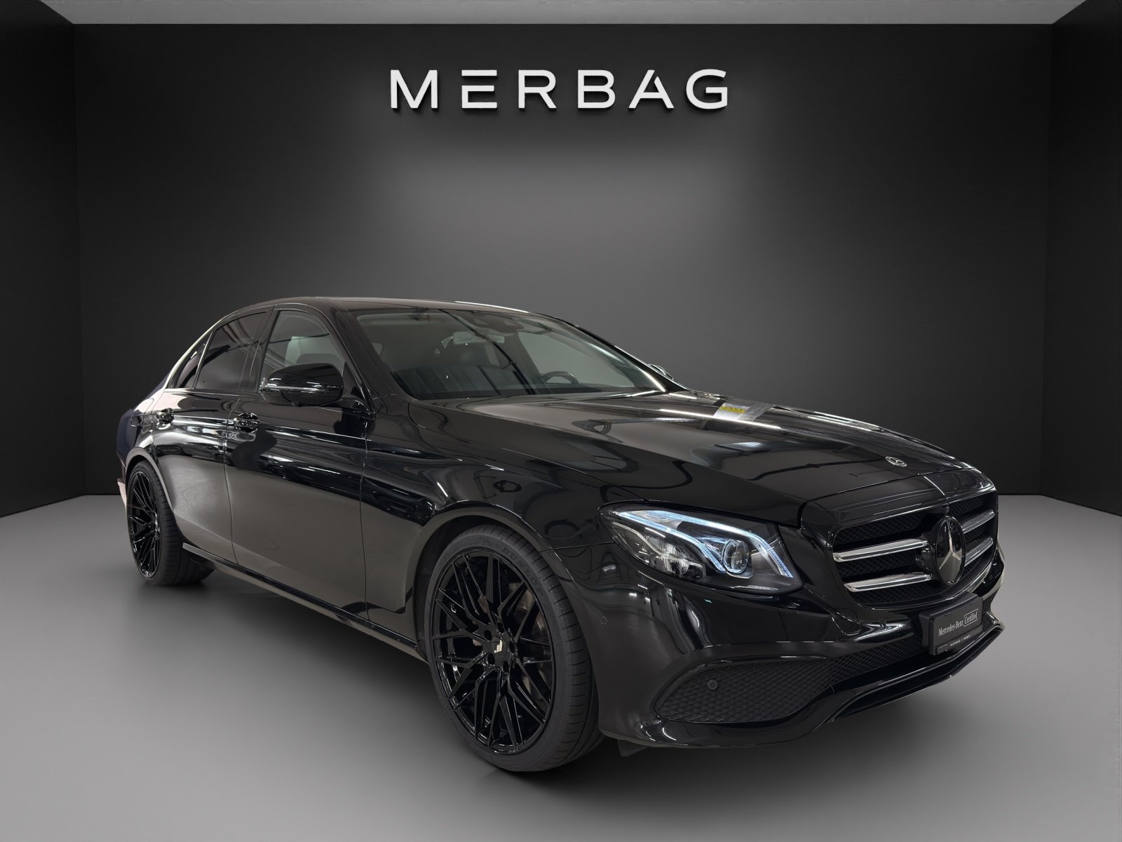 MERCEDES-BENZ E 200 Avantgarde 4Matic 9G-Tronic