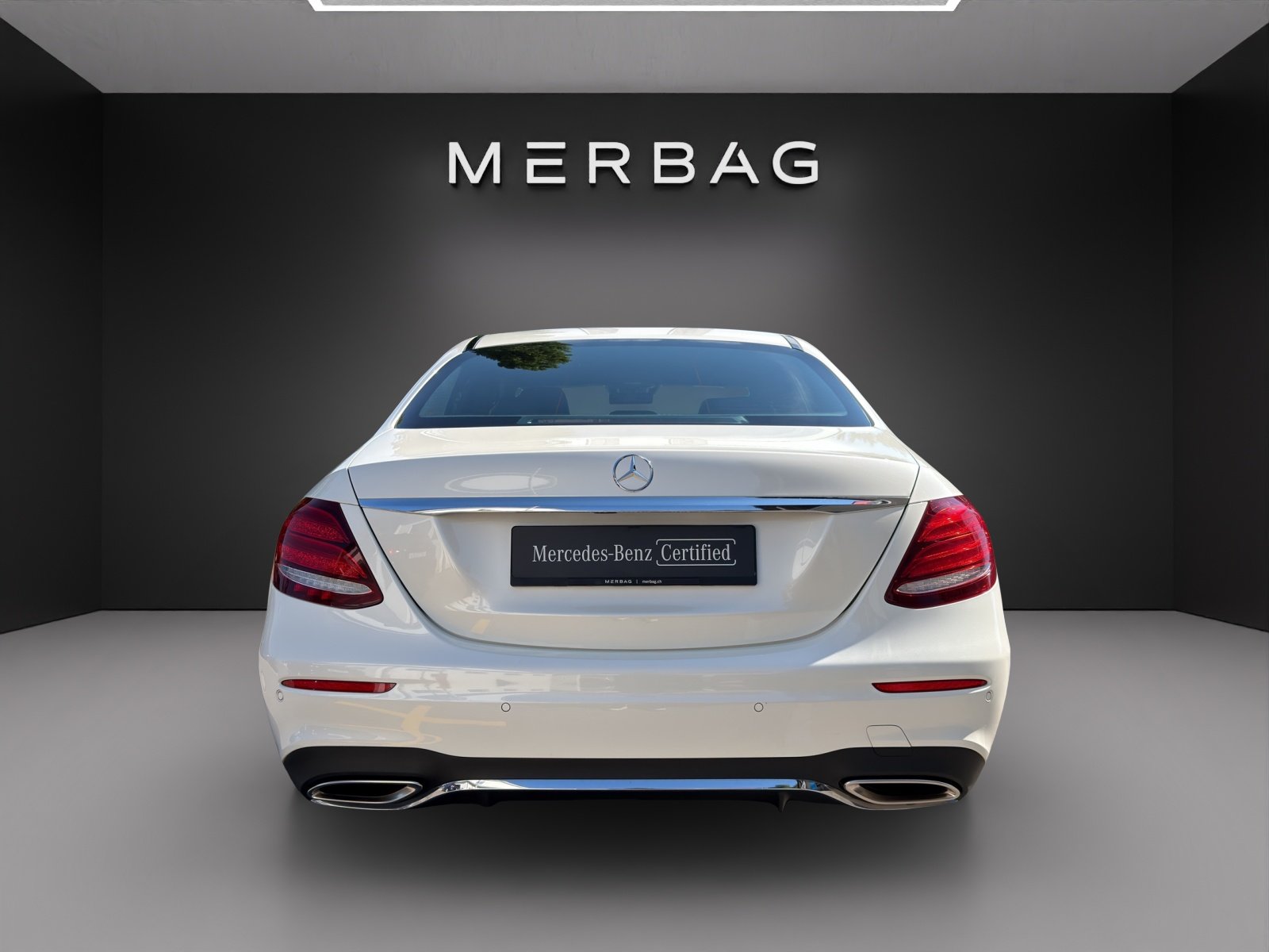 MERCEDES-BENZ E 200 AMG Line 4Matic 9G-Tronic, Petrol, Second hand / Used, Automatic - 4