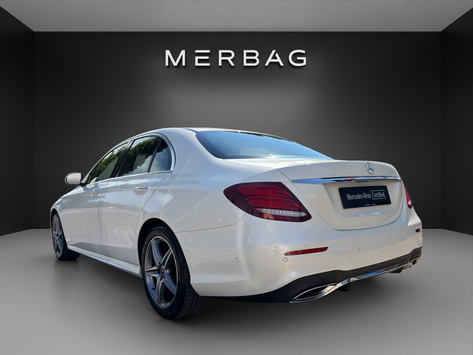 MERCEDES-BENZ E 200 AMG Line 4Matic 9G-Tronic, Petrol, Second hand / Used, Automatic - 5