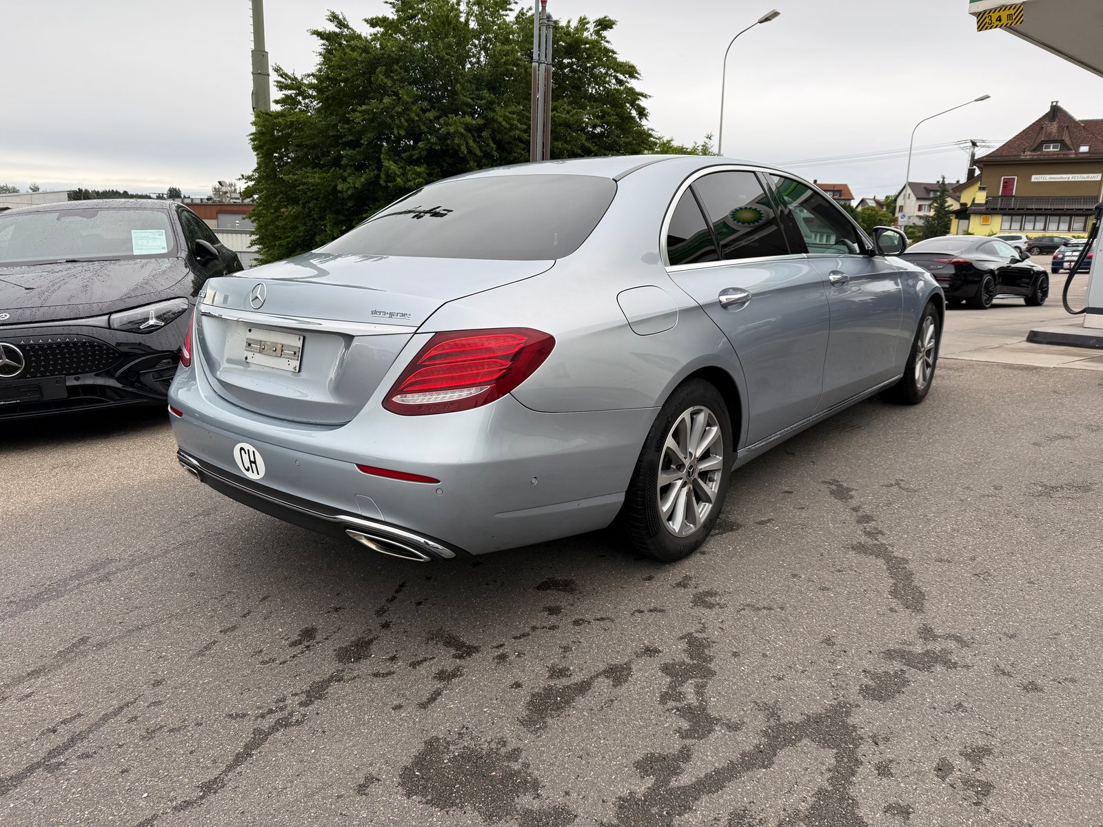 MERCEDES-BENZ E 200 Avantgarde 9G-Tronic, Petrol, Second hand / Used, Automatic - 3