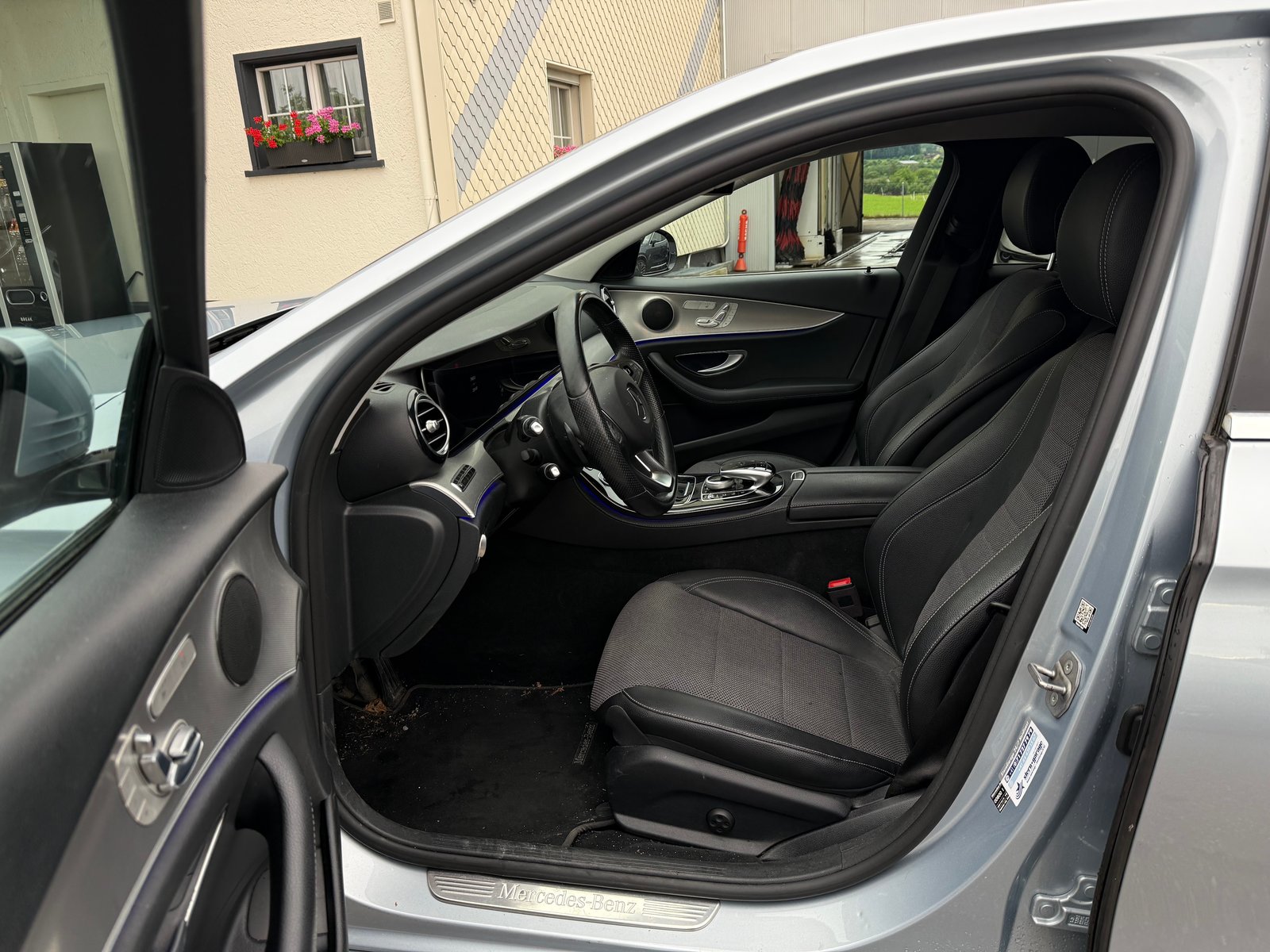 MERCEDES-BENZ E 200 Avantgarde 9G-Tronic, Petrol, Second hand / Used, Automatic - 7