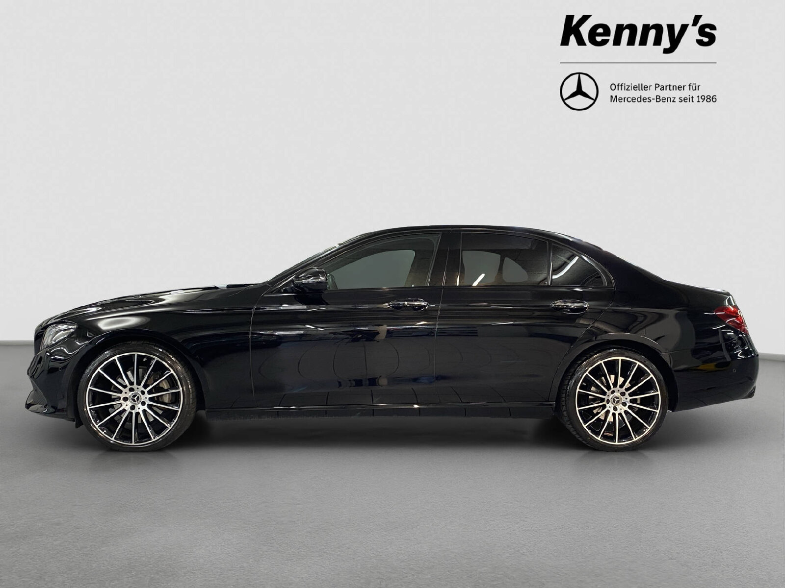 MERCEDES-BENZ E 200 Avantgarde 4MATIC, Benzin, Occasion / Gebraucht, Automatik - 3