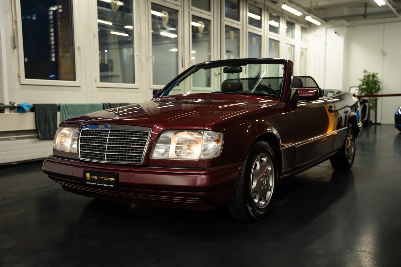 MERCEDES-BENZ E 220 Cabrio, Petrol, Second hand / Used, Automatic - 3