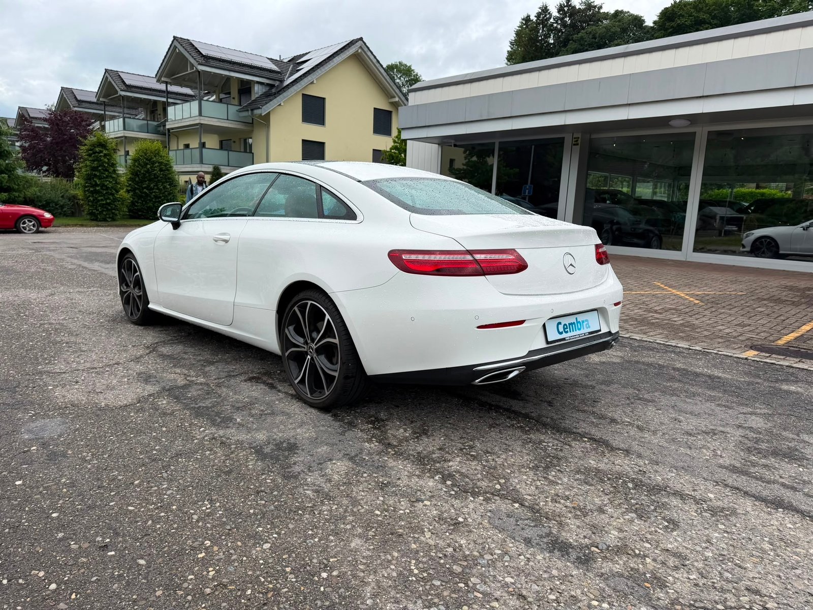 MERCEDES-BENZ E 220 d Coupé Avantgarde 9G-Tronic, Diesel, Occasion / Gebraucht, Automatik - 3