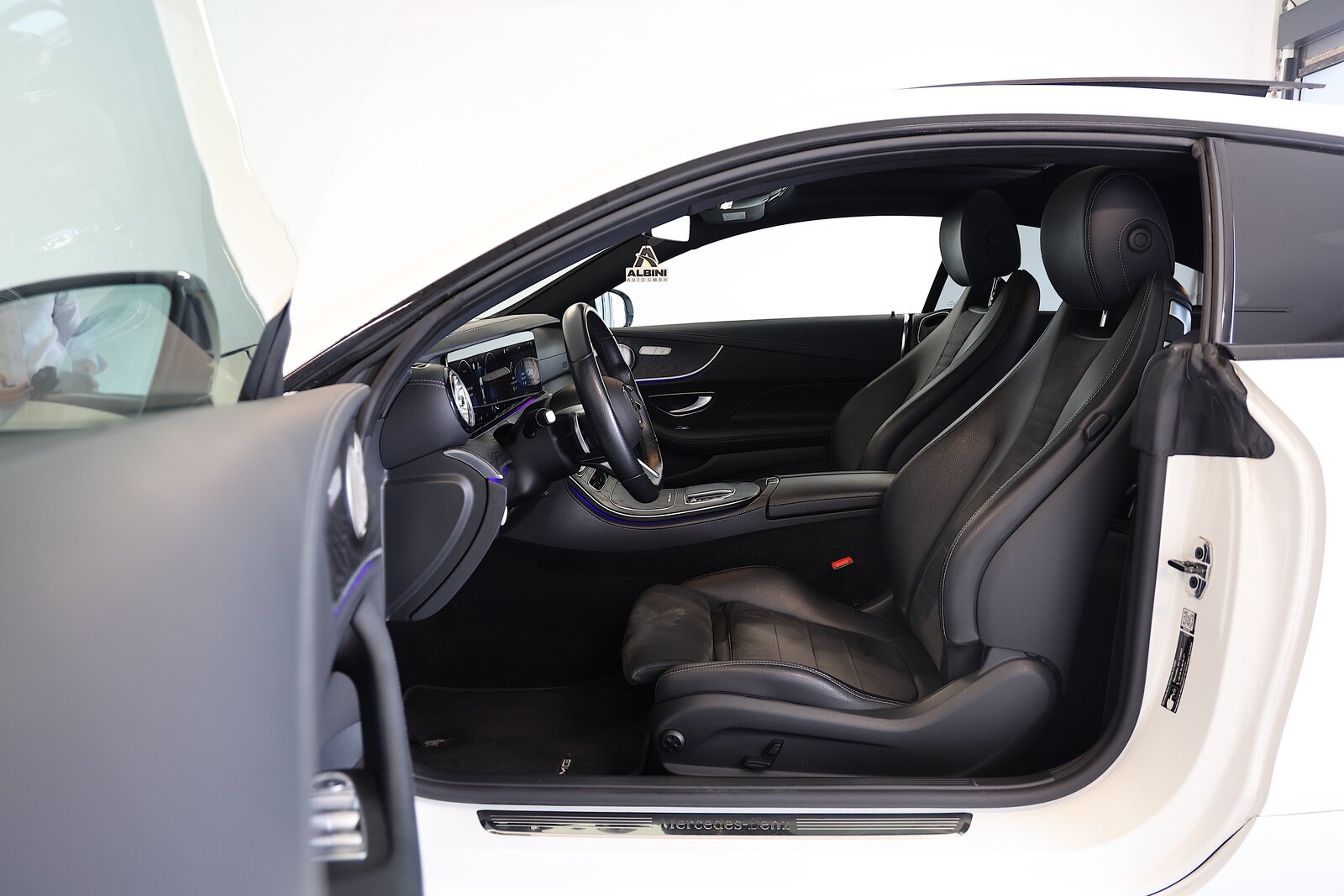 MERCEDES-BENZ E 220 d Coupé AMG Line 9G-Tronic *Diamantweis, Diesel, Second hand / Used, Automatic - 6