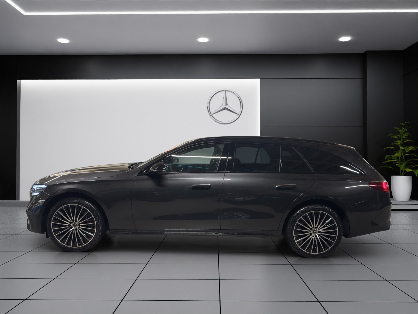 MERCEDES-BENZ E 220 d T 4Matic 9G-Tronic, Hybride Leggero Diesel/Elettrica, Auto nuove, Automatico - 3