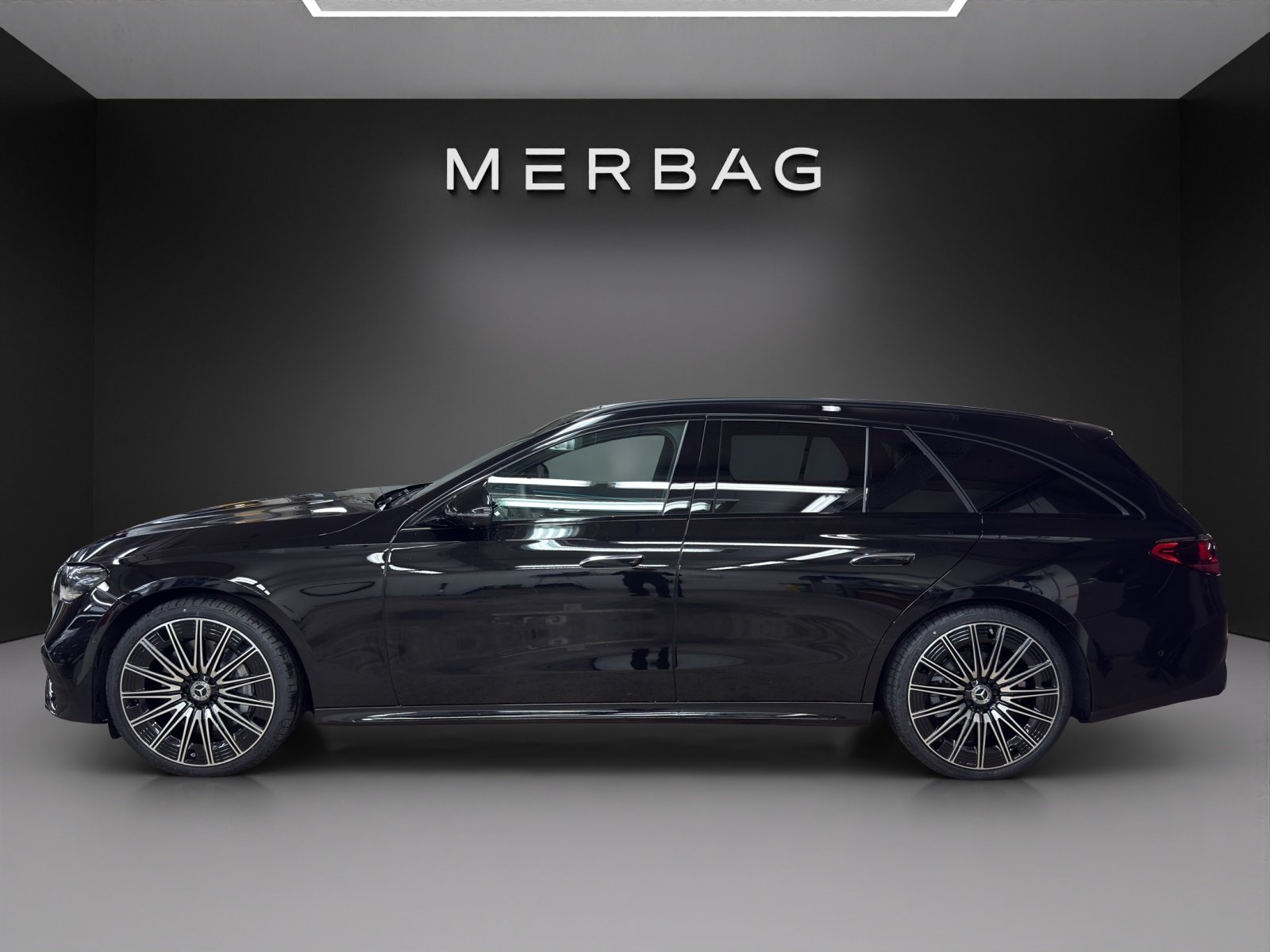 MERCEDES-BENZ E 220 d T 4Matic 9G-Tronic, Mild-Hybrid Diesel/Elektro, Neuwagen, Automat - 2