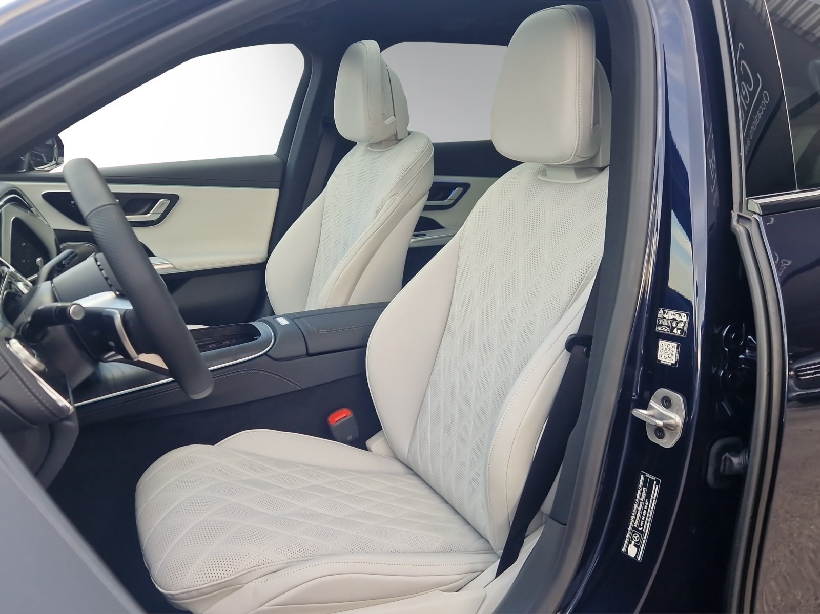 MERCEDES-BENZ E 220 d T 4Matic 9G-Tronic, Hybride Léger Diesel/Électricité, Voiture nouvelle, Automatique - 5