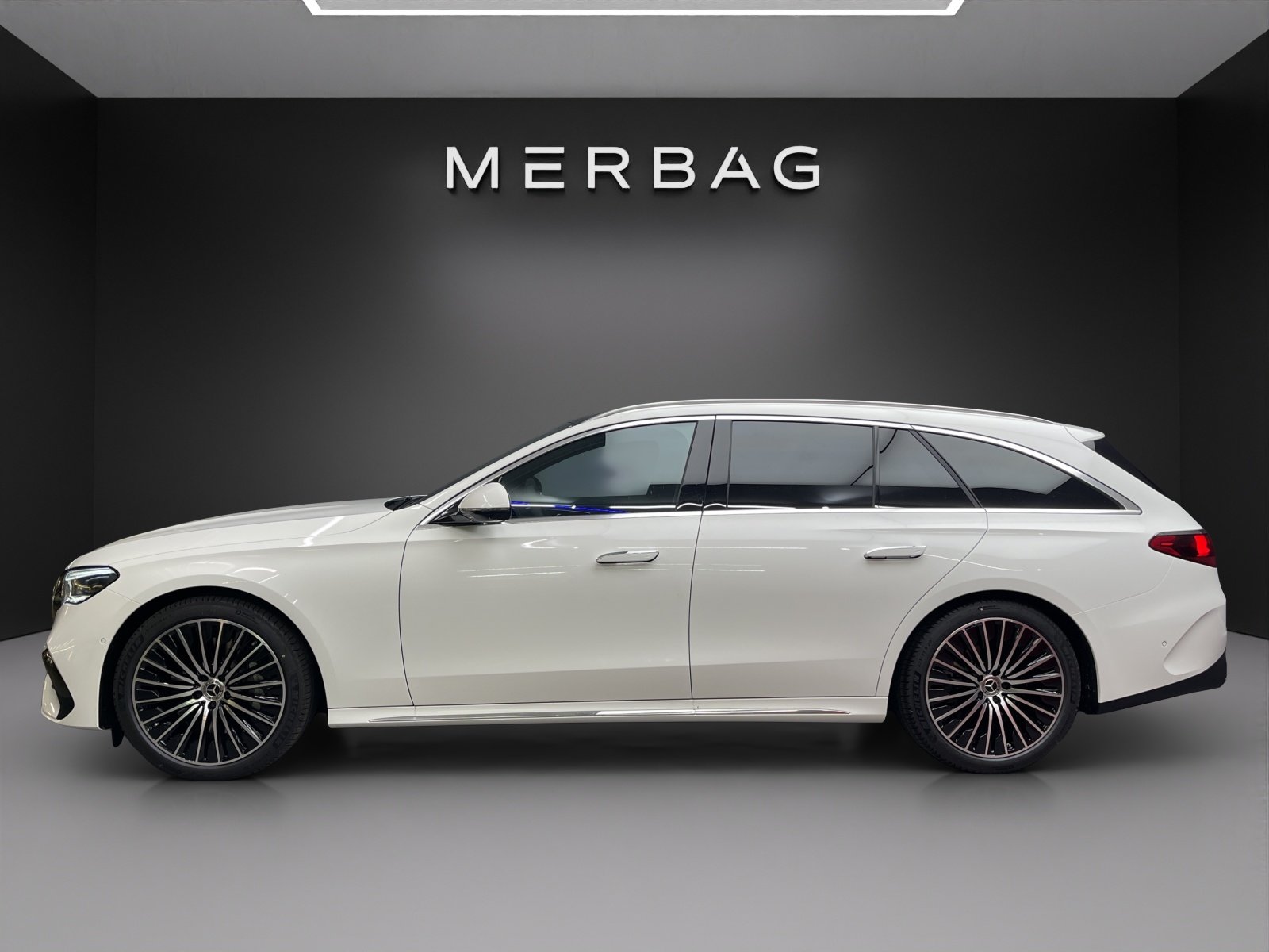 MERCEDES-BENZ E 220 d 4MATIC T-Modell 9G-Tronic, Hybride Leggero Diesel/Elettrica, Auto nuove, Automatico - 2
