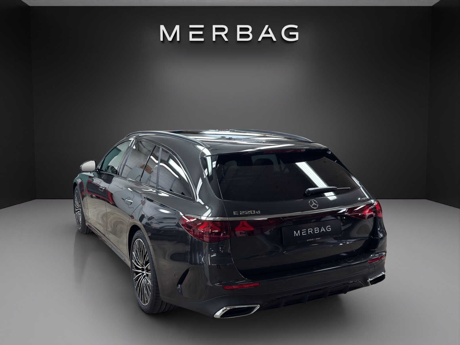 MERCEDES-BENZ E 220 d 4MATIC Station Wagon, Hybride Leggero Diesel/Elettrica, Auto nuove, Automatico - 3