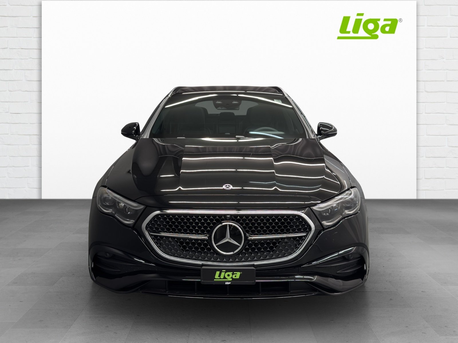 MERCEDES-BENZ E 220 d AMG Line 4Matic T-Modell, Mild-Hybrid Diesel/Electric, New car, Automatic - 3