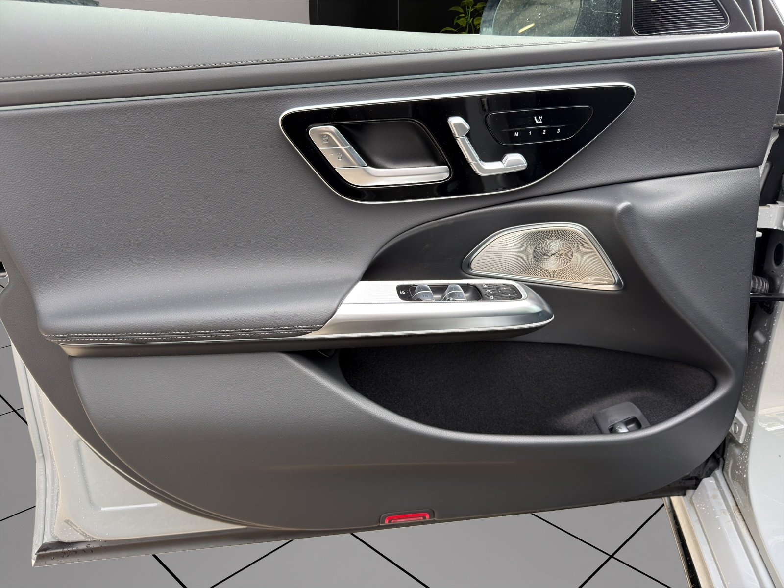 MERCEDES-BENZ E 220 d T 4Matic 9G-Tronic, Hybride Léger Diesel/Électricité, Voiture nouvelle, Automatique - 7