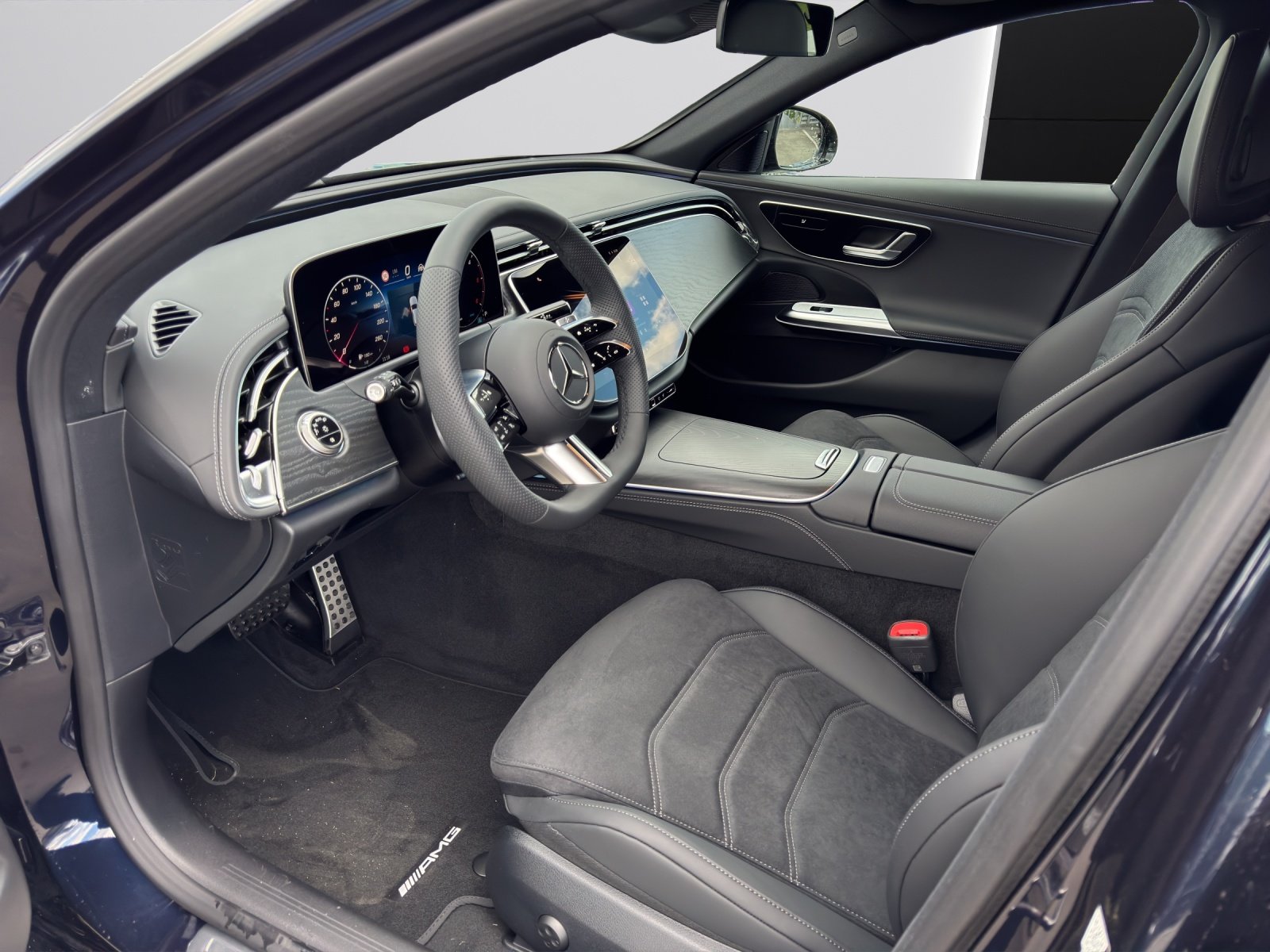 MERCEDES-BENZ E 220 d T 4Matic 9G-Tronic, Hybride Léger Diesel/Électricité, Voiture nouvelle, Automatique - 6