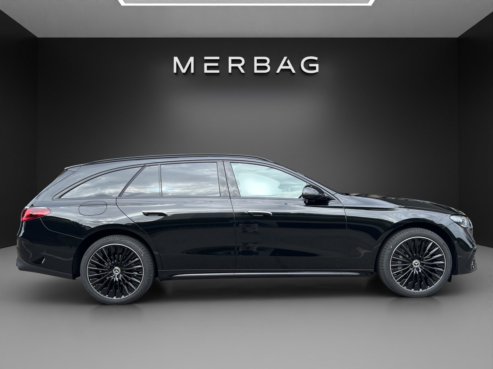 MERCEDES-BENZ E 220 d T 4Matic 9G-Tronic, Mild-Hybrid Diesel/Elektro, Neuwagen, Automatik - 2