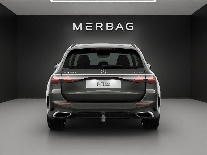 MERCEDES-BENZ E 220 d T 4Matic 9G-Tronic, Hybride Léger Diesel/Électricité, Voiture nouvelle, Automatique - 4