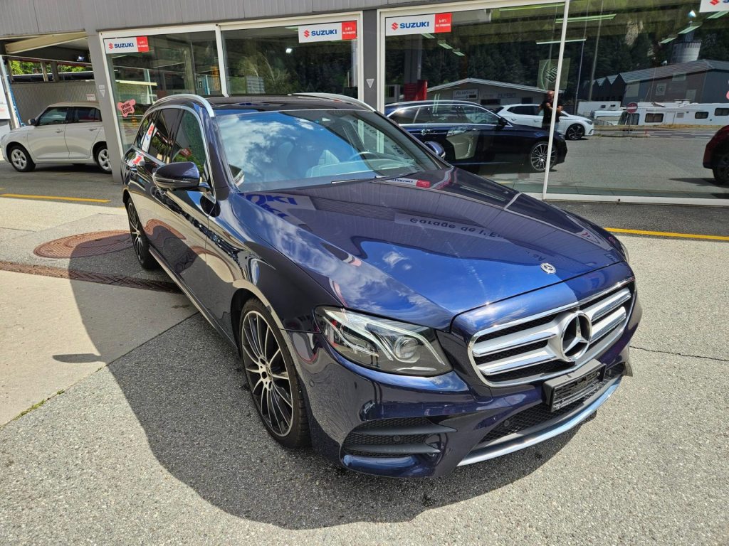 MERCEDES-BENZ E 220 d Swiss Star AMG Line 4Matic 9G-Tronic, Diesel, Second hand / Used, Automatic - 3