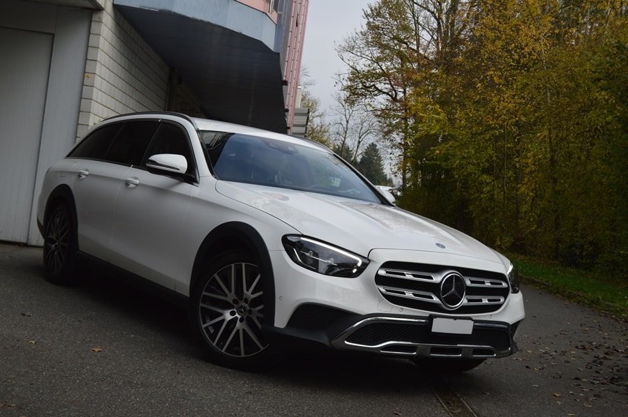 MERCEDES-BENZ E 220 d All-Terrain 4Matic Avantgarde 9G-Tronic I Anhängerku