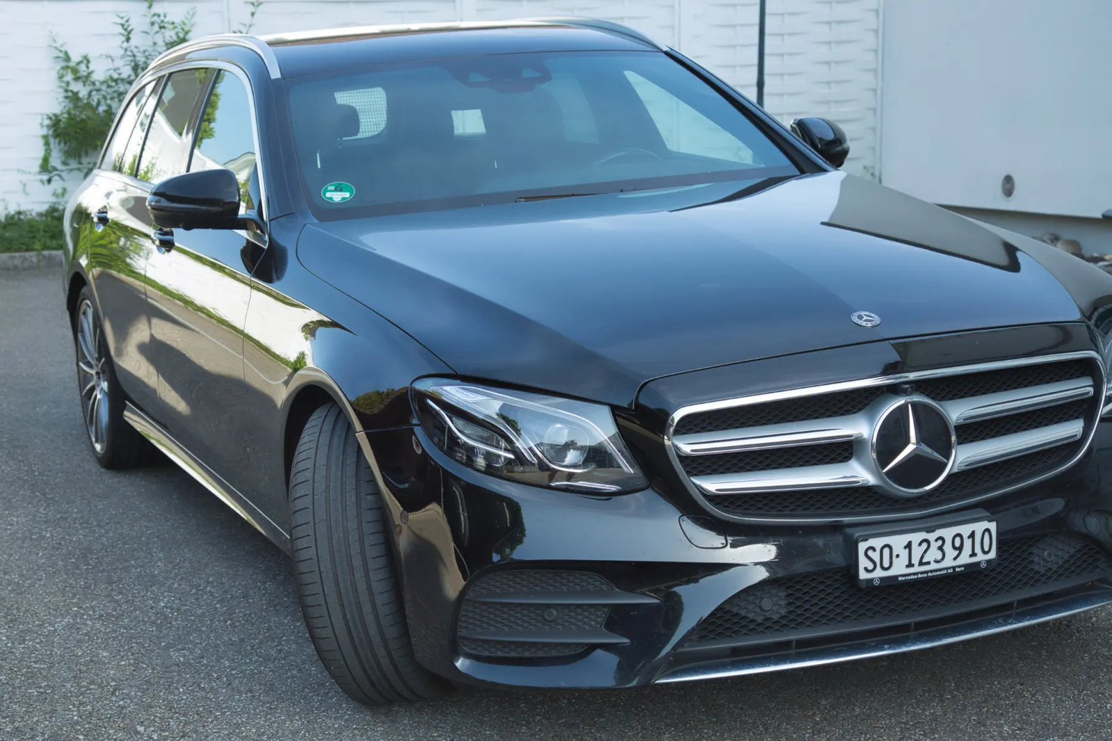 MERCEDES-BENZ E-Klasse S213 Kombi E 220 d Swiss Star AMG Line 4matic, Diesel, Occasion / Utilisé, Automatique - 2