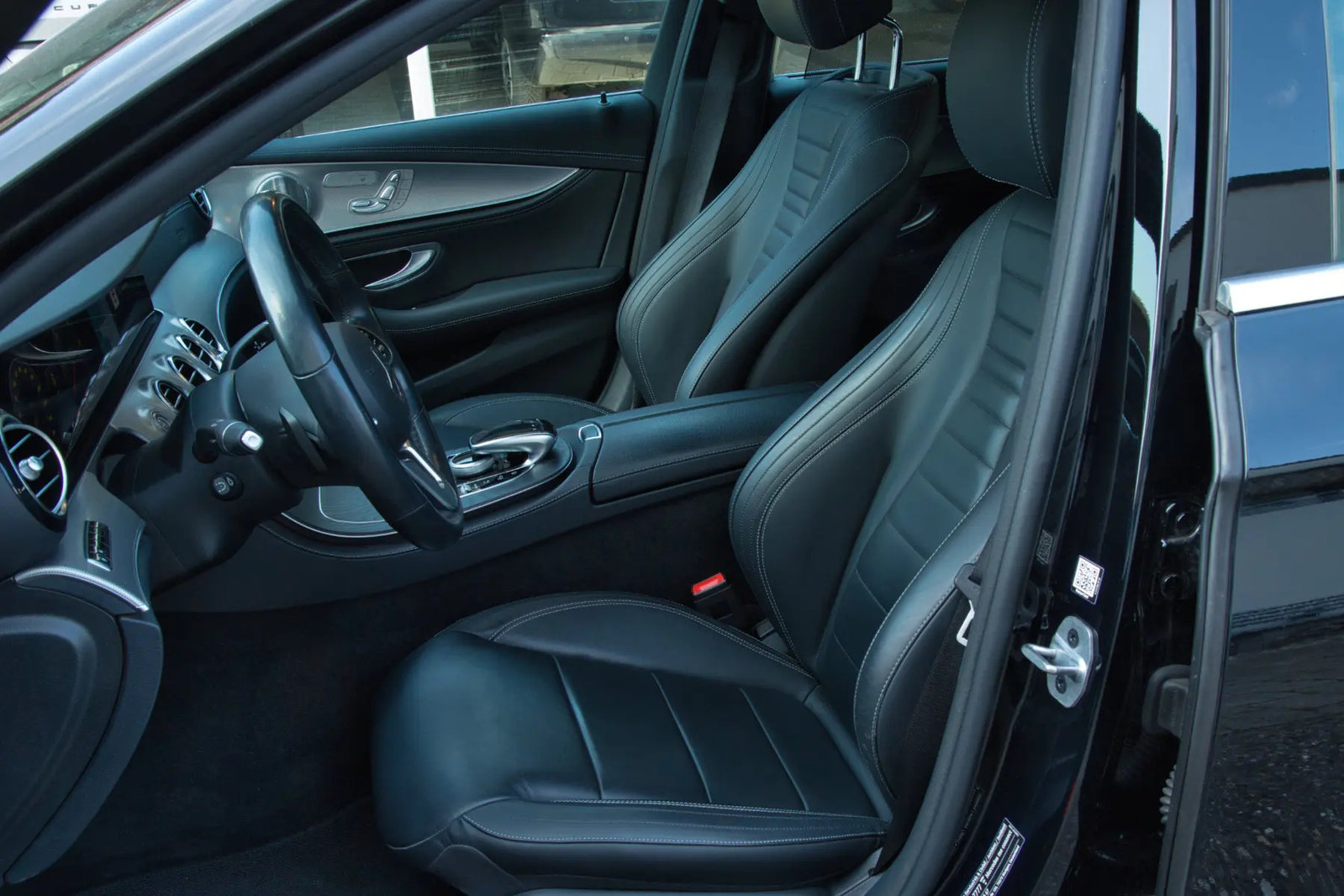 MERCEDES-BENZ E-Klasse S213 Kombi E 220 d Swiss Star AMG Line 4matic, Diesel, Occasion / Utilisé, Automatique - 6