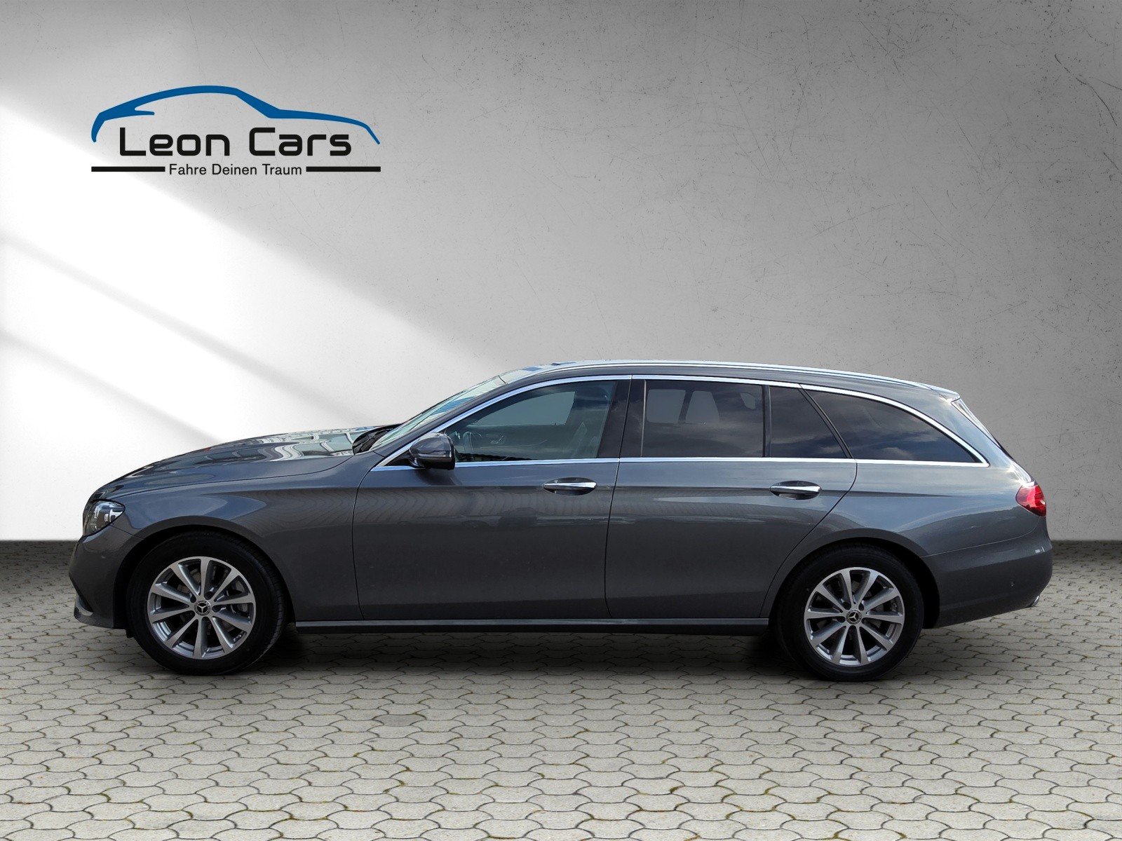 MERCEDES-BENZ E 220 d T 4Matic Avantgarde 9G-Tronic, Diesel, Occasion / Utilisé, Automatique - 6