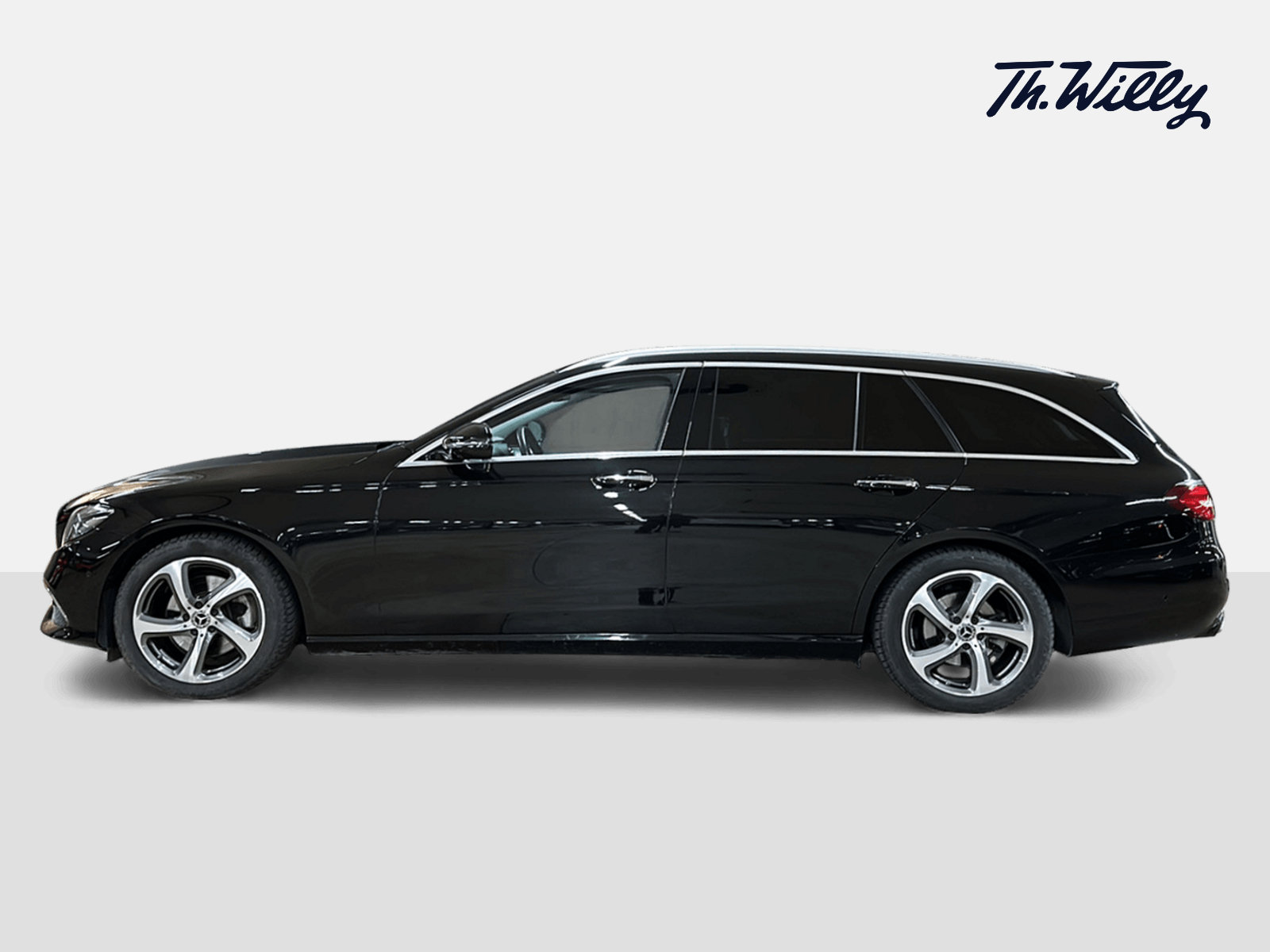 MERCEDES-BENZ E 220 d Swiss Star Avantgarde 4matic Kombi, Diesel, Occasioni / Usate, Automatico - 2