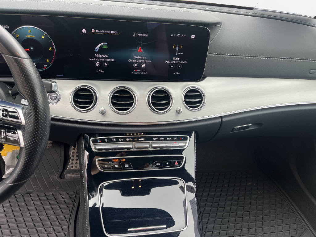 MERCEDES-BENZ E 220 d AMG Line Kombi, Diesel, Occasioni / Usate, Automatico - 7