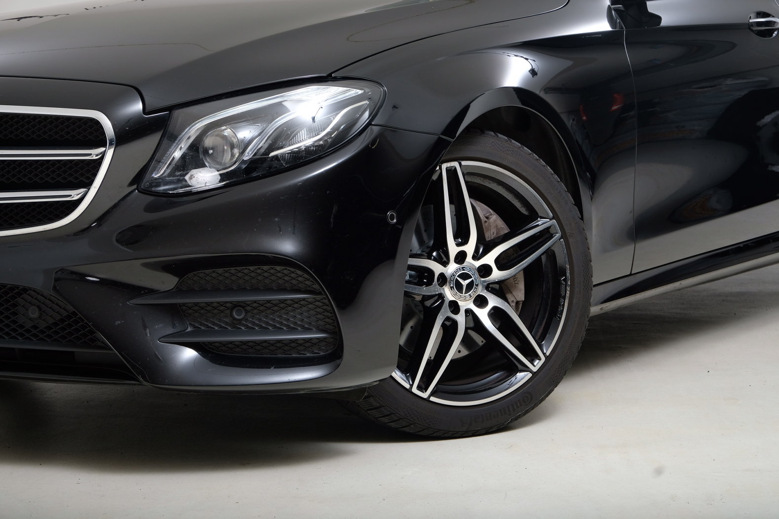 MERCEDES-BENZ E 220 d 4Matic, Diesel, Occasion / Gebraucht, Automatik - 2