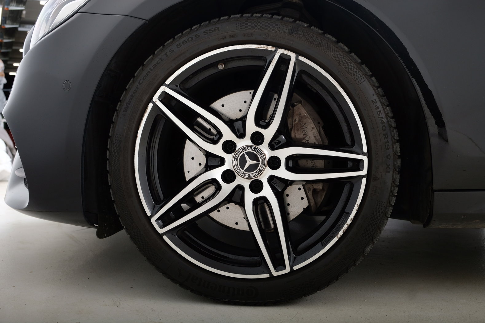 MERCEDES-BENZ E 220 d 4Matic, Diesel, Occasion / Gebraucht, Automatik - 7