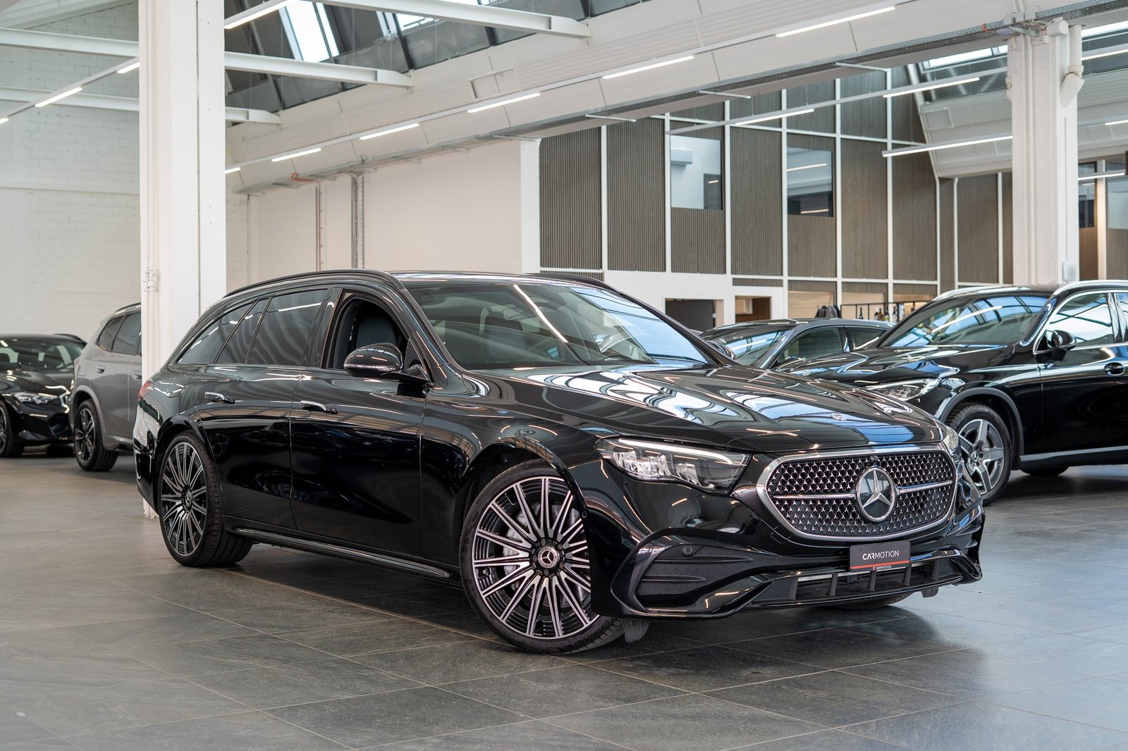 MERCEDES-BENZ E 220 d AMG Line Kombi / Facelift / Rückfahrk, Diesel, Occasioni / Usate, Automatico - 3