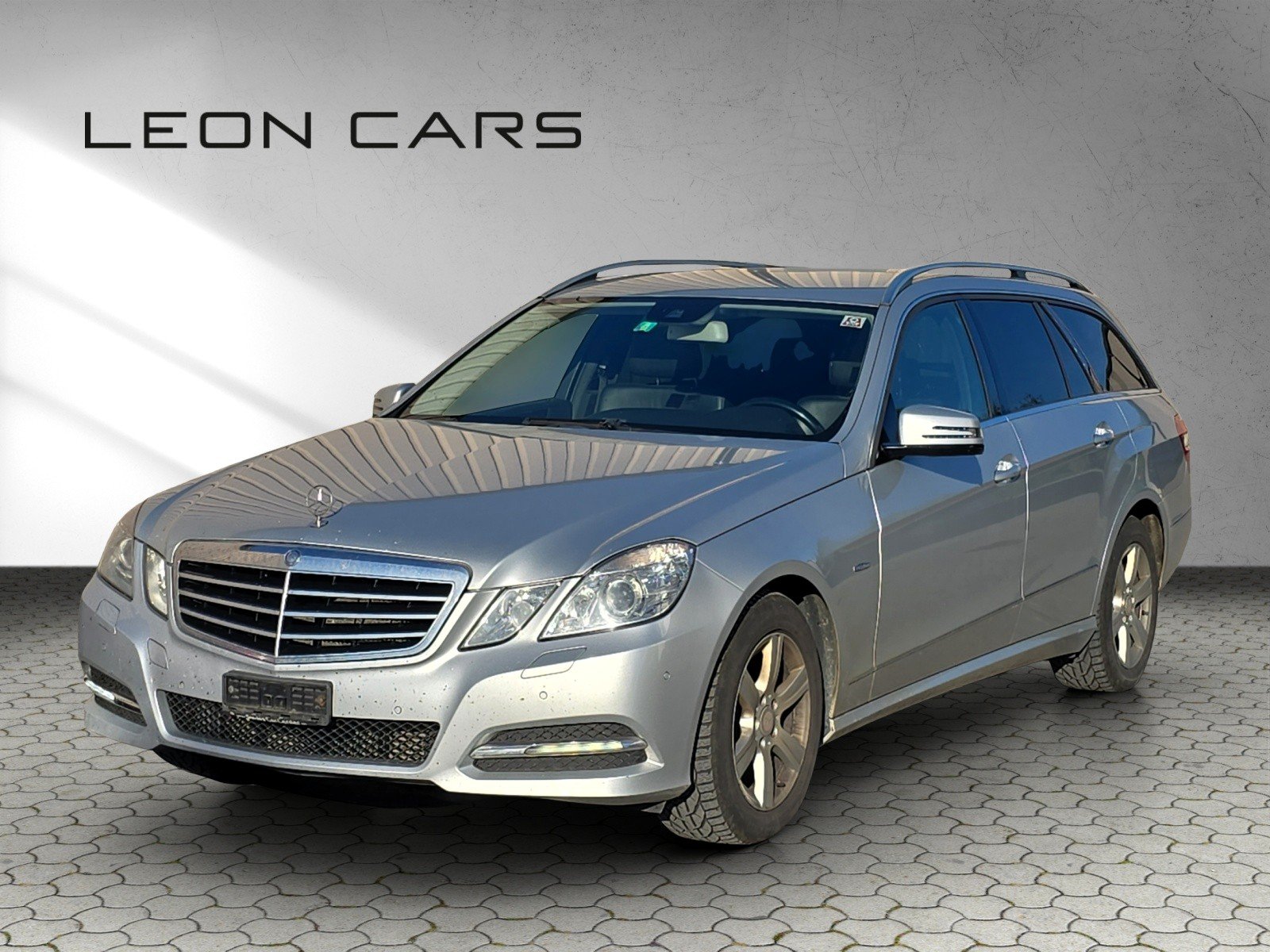 MERCEDES-BENZ E 220 CDI BlueEfficiency Avantgarde Automatic