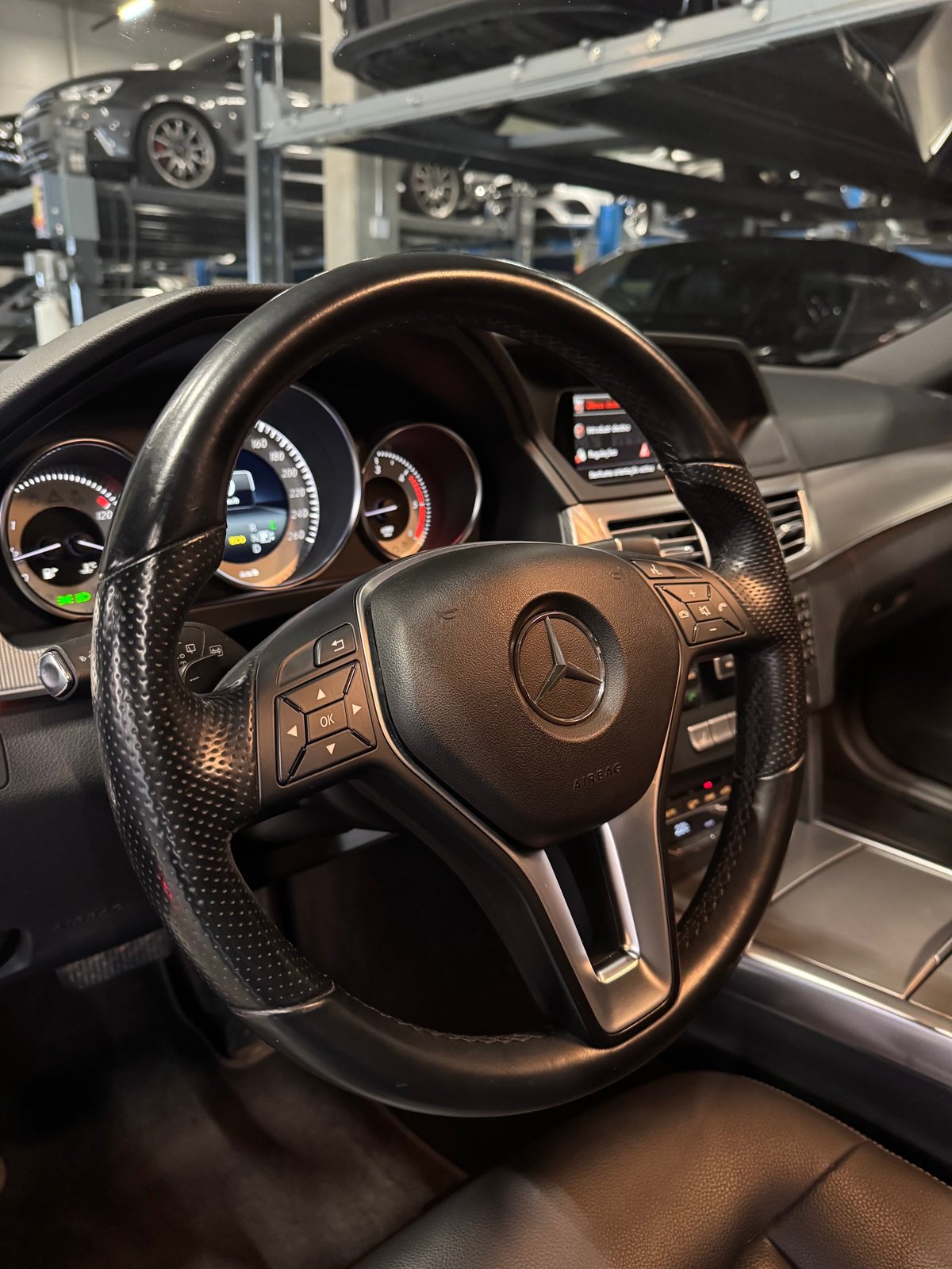 MERCEDES-BENZ E 220 CDI Avantgarde 7G-Tronic, Diesel, Occasion / Gebraucht, Automatik - 7