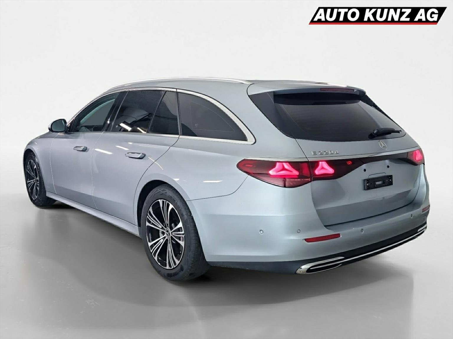 MERCEDES-BENZ E 220d SW Avantgarde Sport getönte Scheiben, Mild-Hybrid Diesel/Electric, Second hand / Used, Automatic - 2