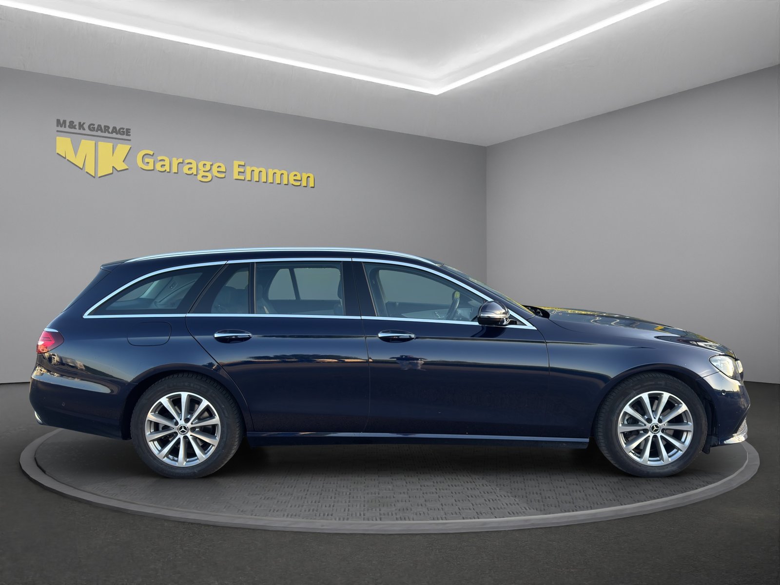 MERCEDES-BENZ E 220 d T 4Matic 9G-Tronic, Diesel, Second hand / Used, Automatic - 6