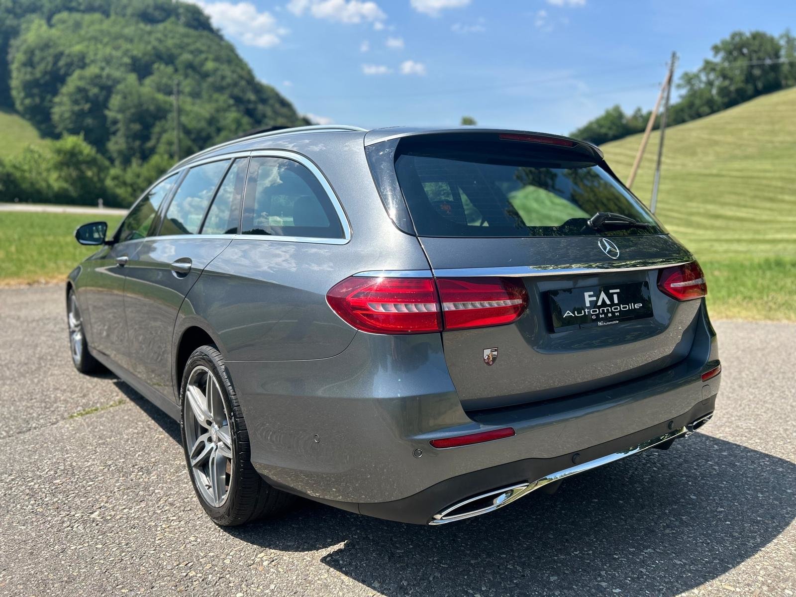 MERCEDES-BENZ E 220 d AMG Line 9G-Tronic, Diesel, Occasion / Gebraucht, Automatik - 3