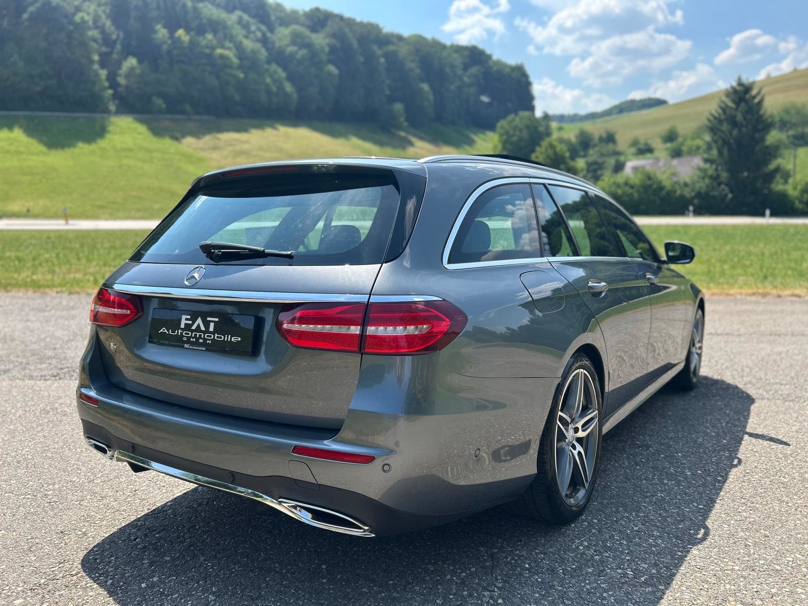 MERCEDES-BENZ E 220 d AMG Line 9G-Tronic, Diesel, Occasion / Gebraucht, Automatik - 5