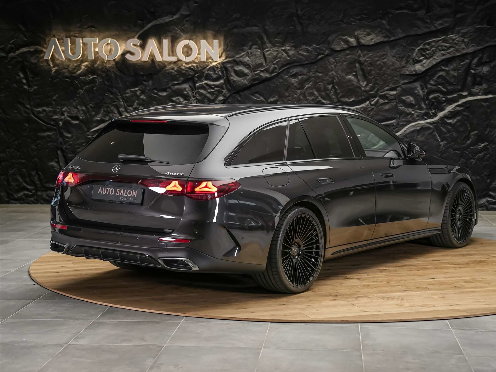 MERCEDES-BENZ E 220 d AMG Line 4matic Kombi *Werksgarantie*2, Hybride Léger Diesel/Électricité, Occasion / Utilisé, Automatique - 6