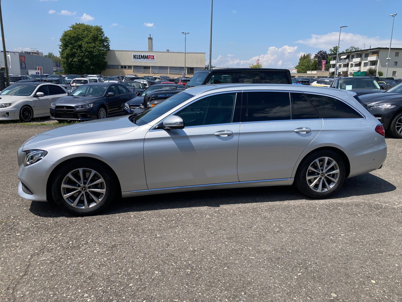 MERCEDES-BENZ E 220 d Avantgarde 4Matic 9G-Tronic, Diesel, Occasion / Utilisé, Automatique - 4