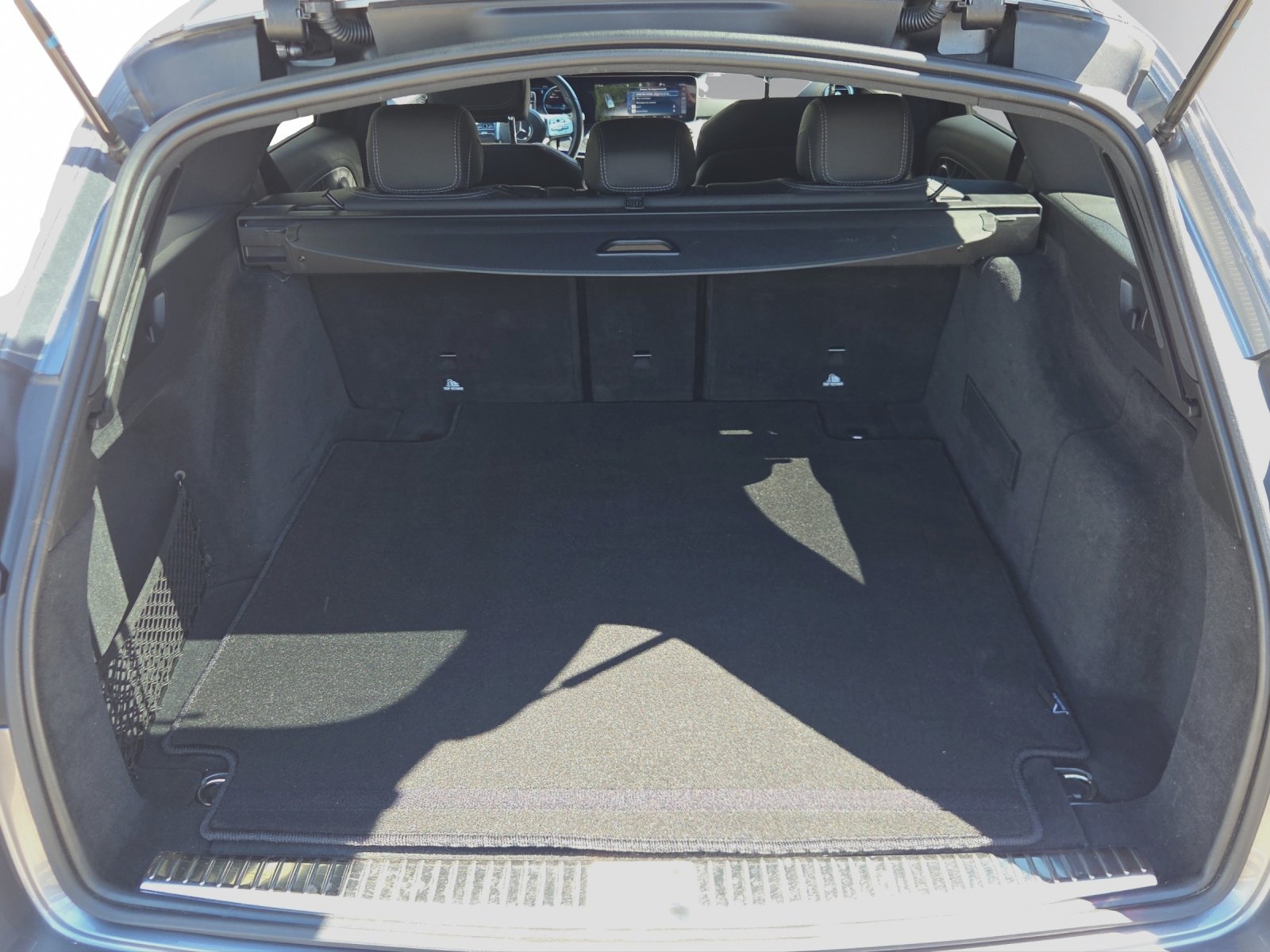 MERCEDES-BENZ E 220 d Swiss Star AMG Line 4Matic 9G-Tronic, Diesel, Second hand / Used, Automatic - 7