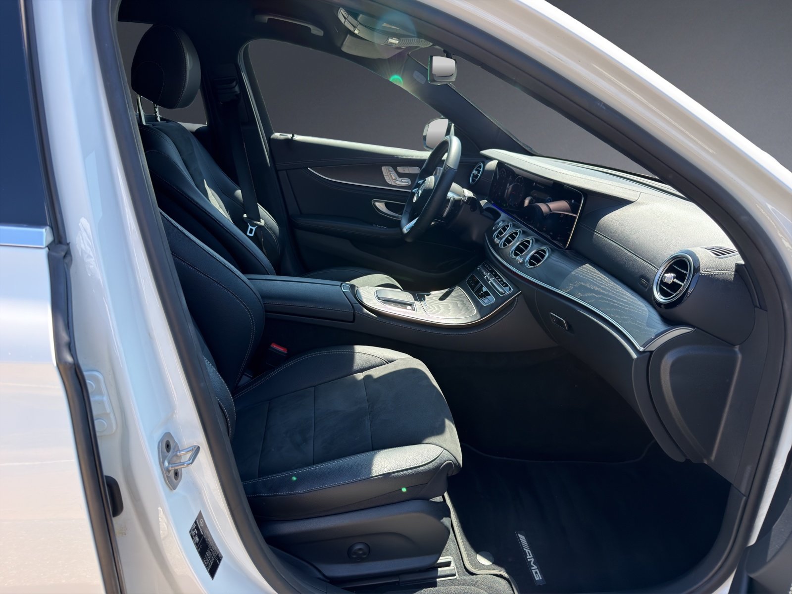 MERCEDES-BENZ E 220 d T AMG Line 9G-Tronic, Mild-Hybrid Diesel/Elektro, Occasion / Gebraucht, Automatik - 7