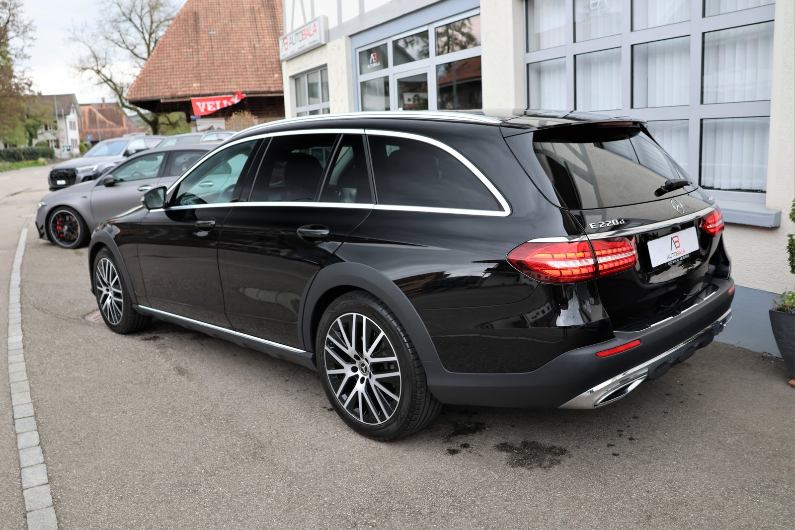 MERCEDES-BENZ E 220 d All-Terrain 4Matic Avantgarde 9G-Troni, Diesel, Occasion / Gebraucht, Automatik - 7